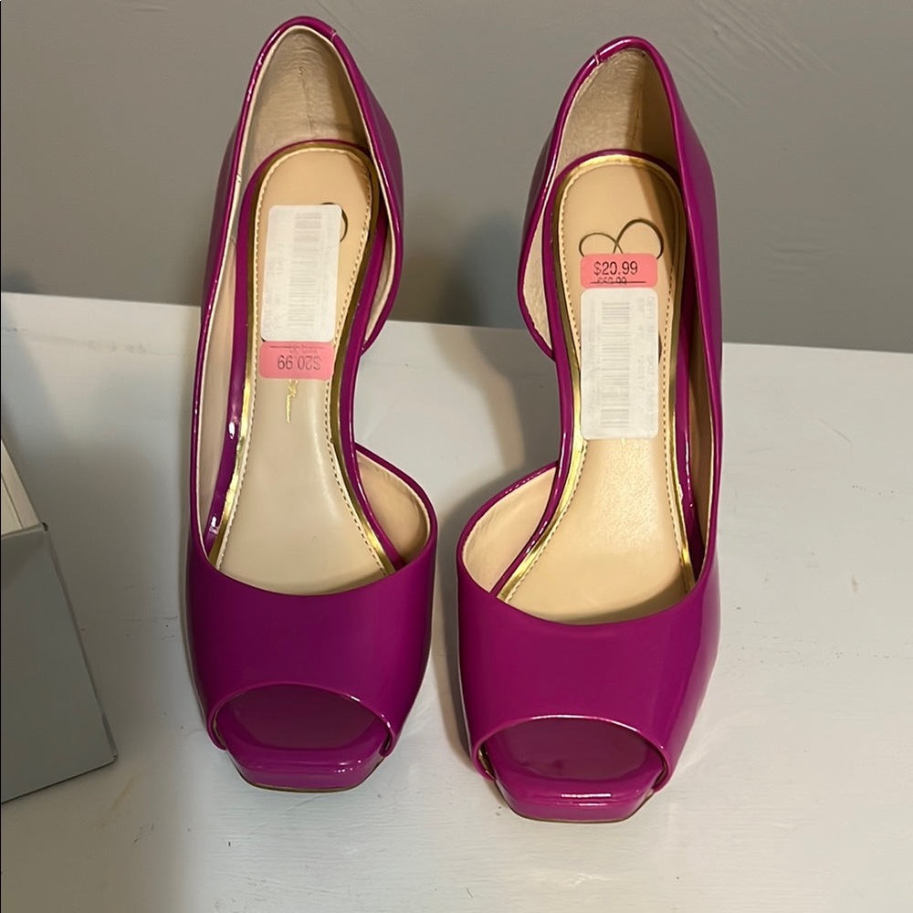 Elegant Fuchsia Peep-Toe Heels